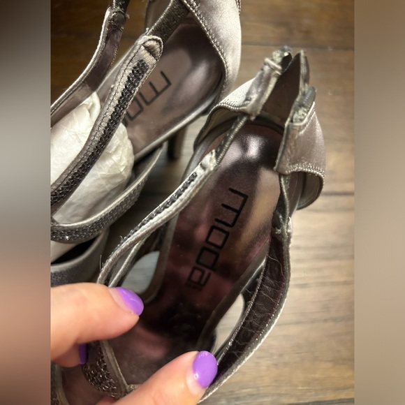Moda High Heels - Picture 3 of 3
